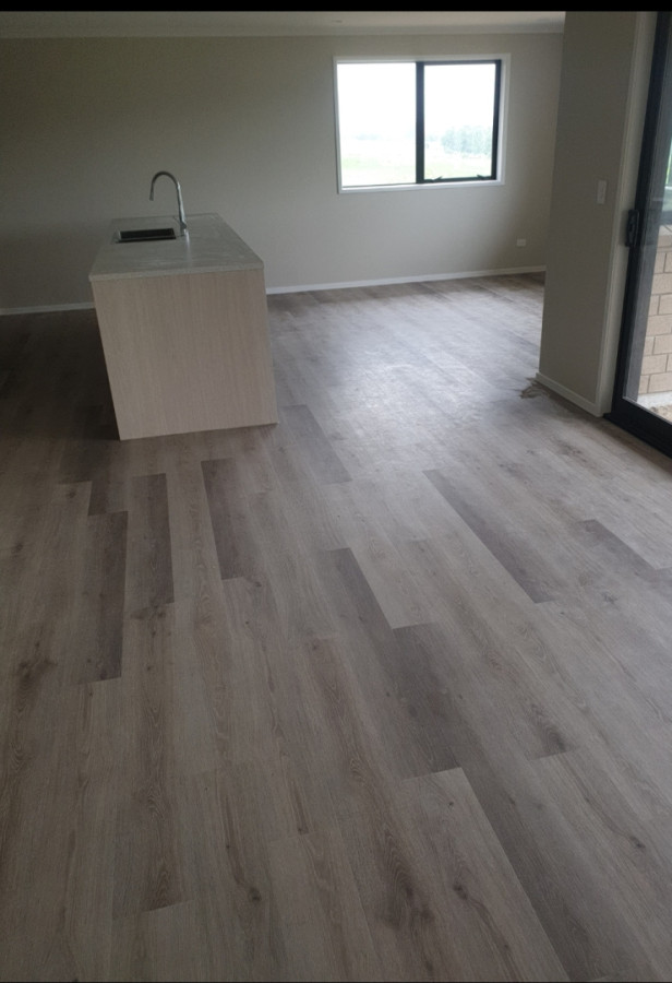 Vinyl flooring