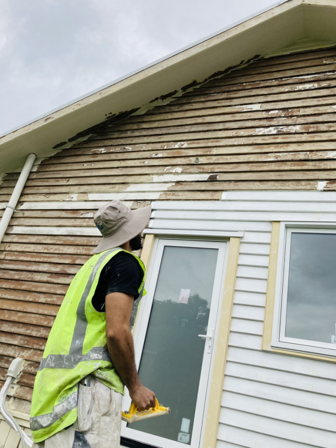 Stripping weatherboard