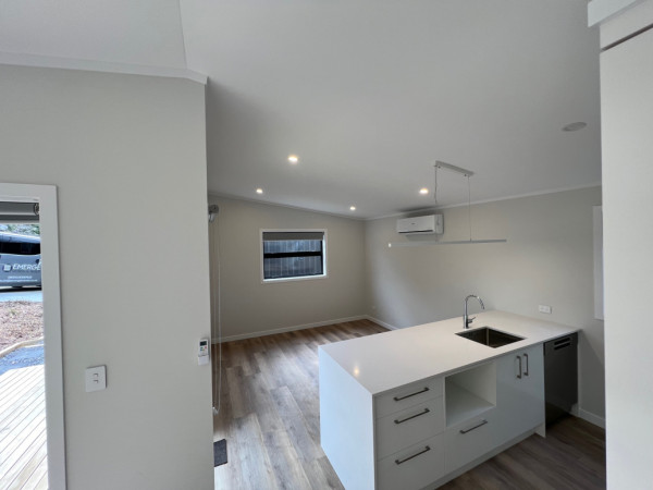 Lounge/Kitchen