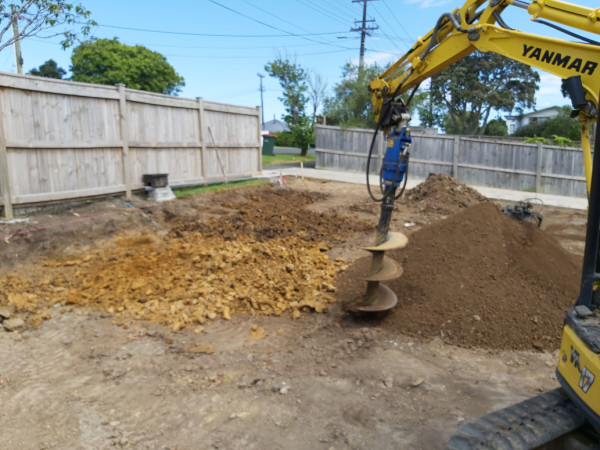 Correct retaining requires adequate sized holes drilled to the correct depth with H5 treated posts and 20mpa concrete.