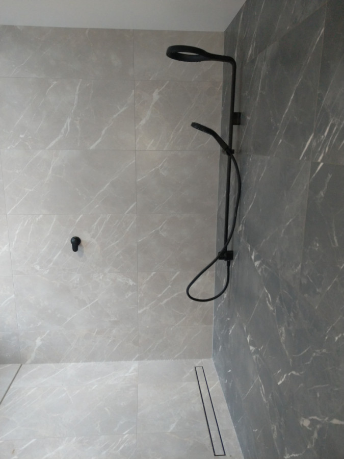 nice big tiled shower reno