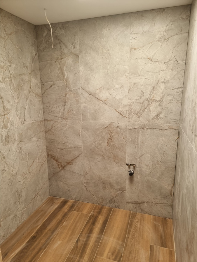 Toilette Walls 600x1200mm