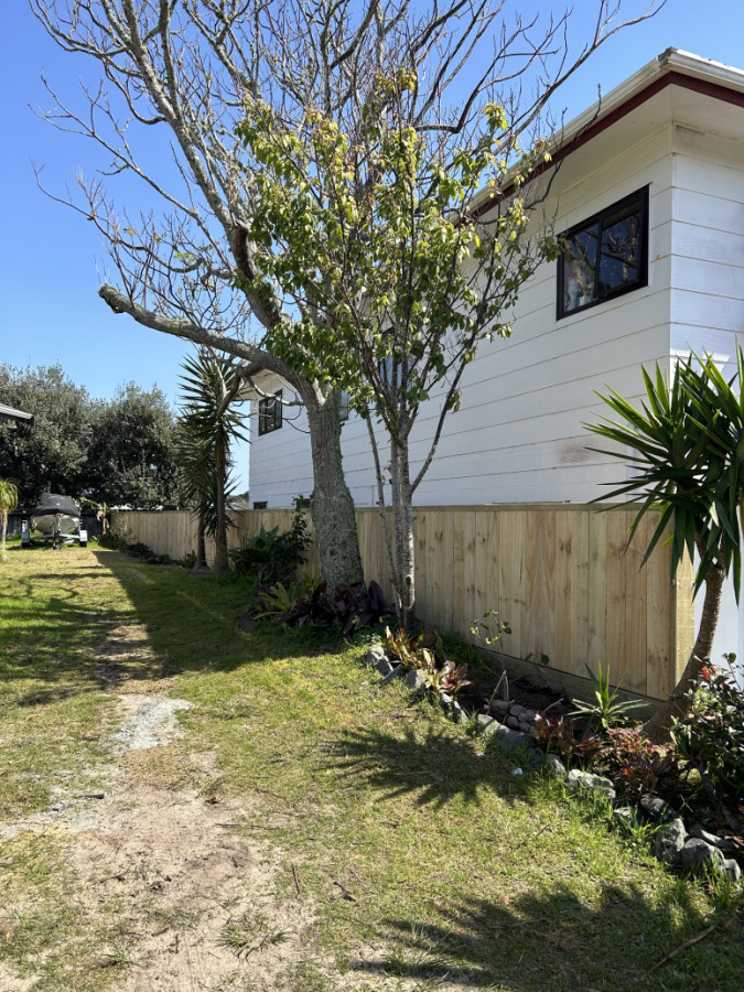 Fence/retaining wall rebuild in Omaha