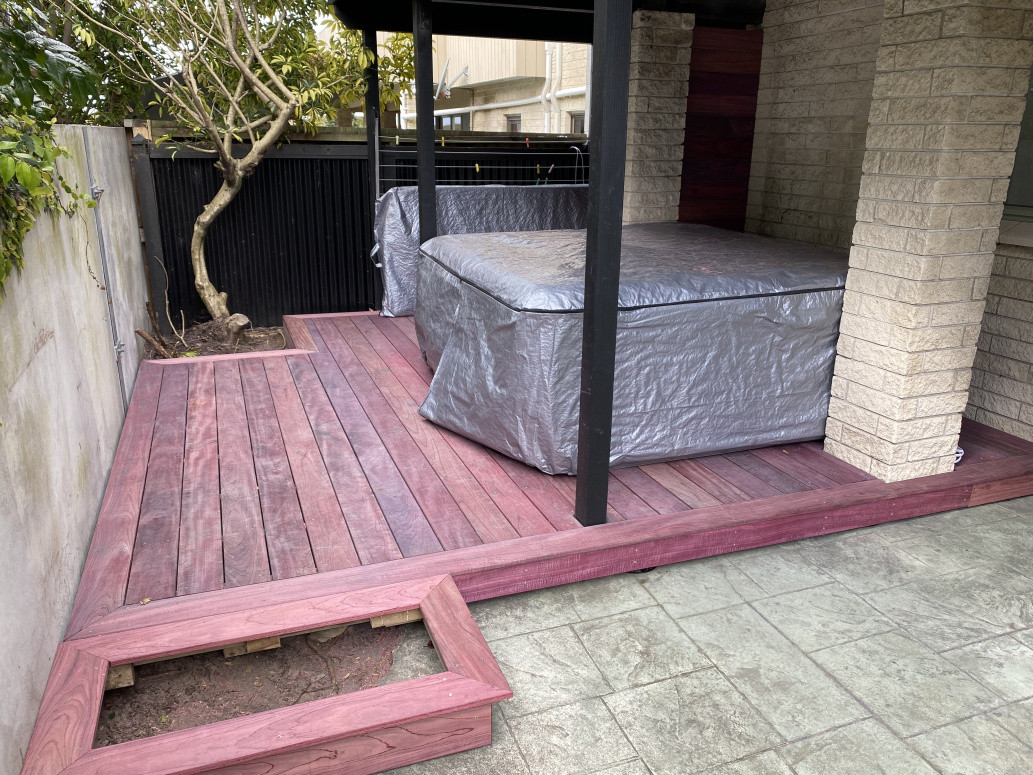 Purple heart deck with spa and outdoor shower