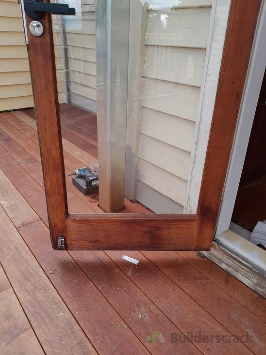 New cat door ( 914387) Builderscrack