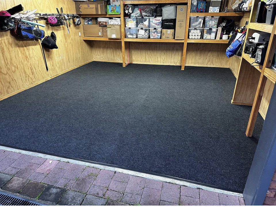 Double  garage carpet AFTER