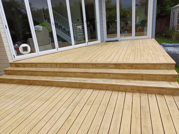 deck sanding and repainting