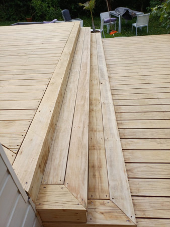 deck sanding and repainting