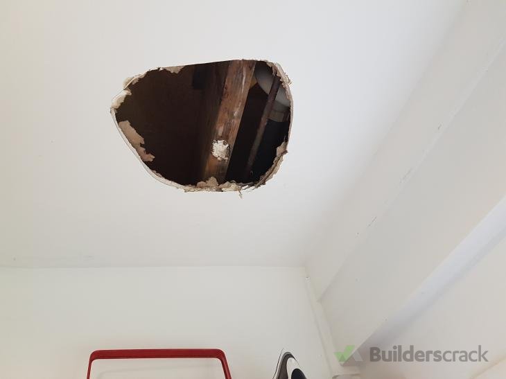 Ceiling Hole Water Damage Above 161769 Builderscrack