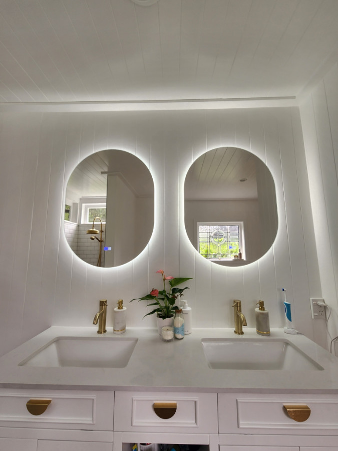 LED mirror lights