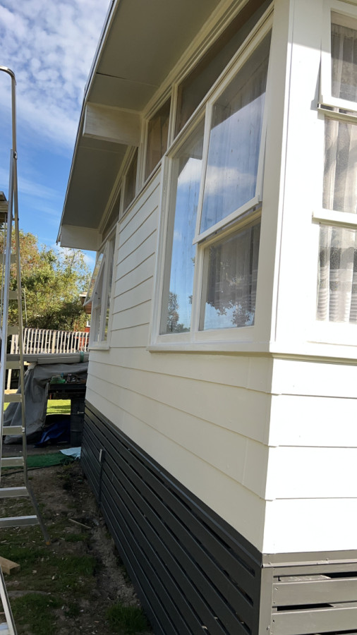 Exterior house painted  west Auckland