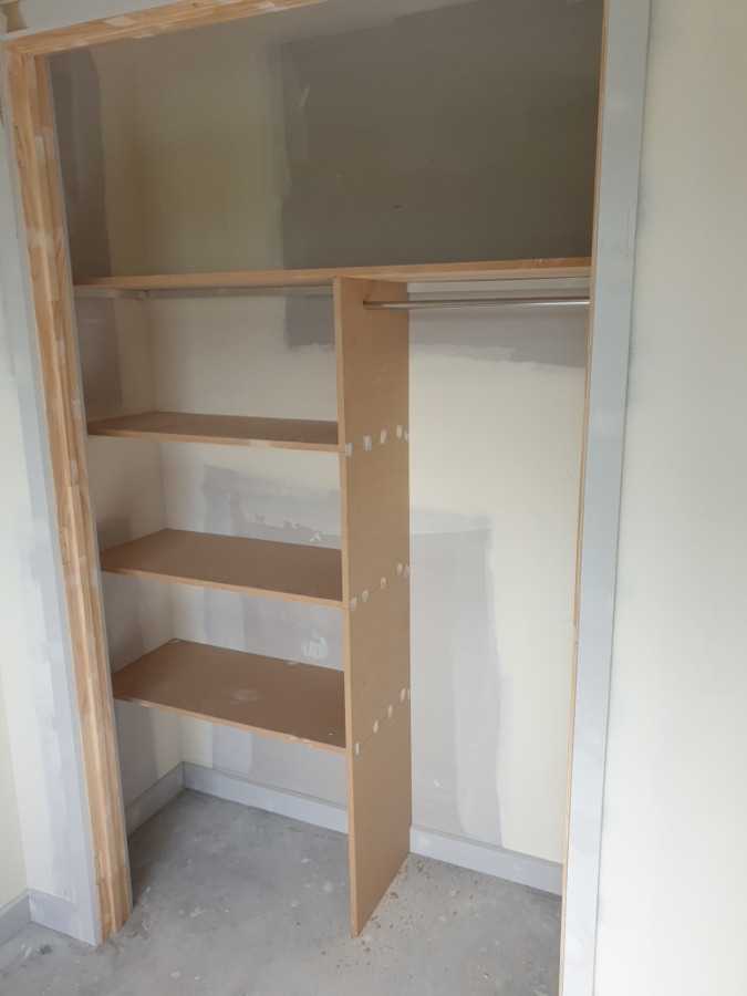 MDF shelfs and poll