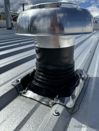Roof Cowling,