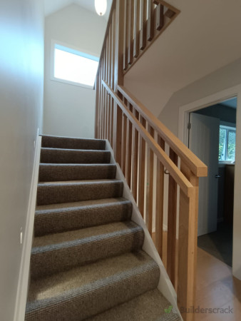 Staircase/Oak screen