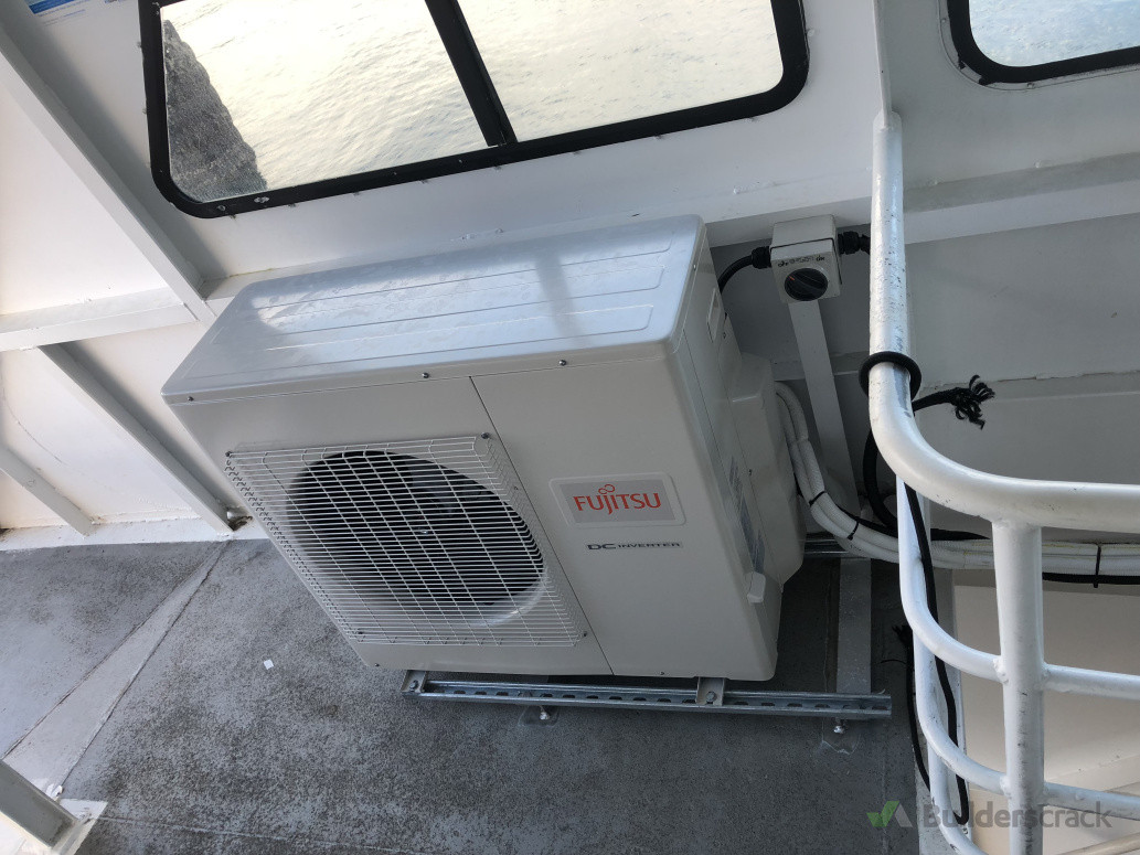 Fullers boat installation