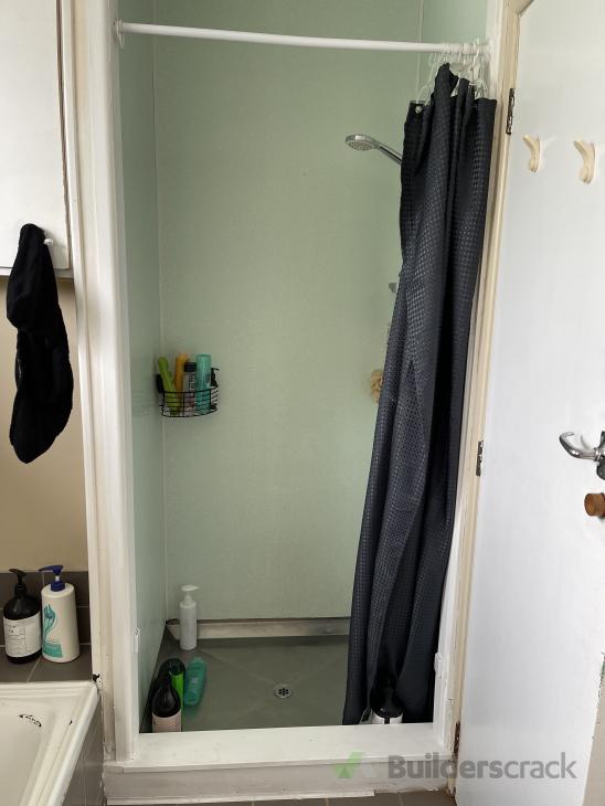Shower door installation ( 935530) Builderscrack