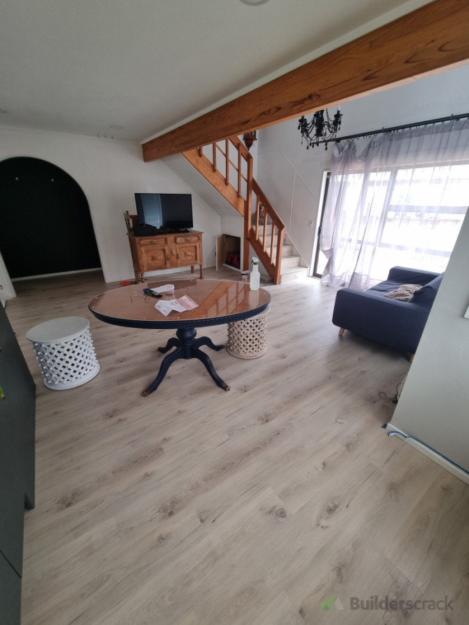 Finally we lay the floor :)