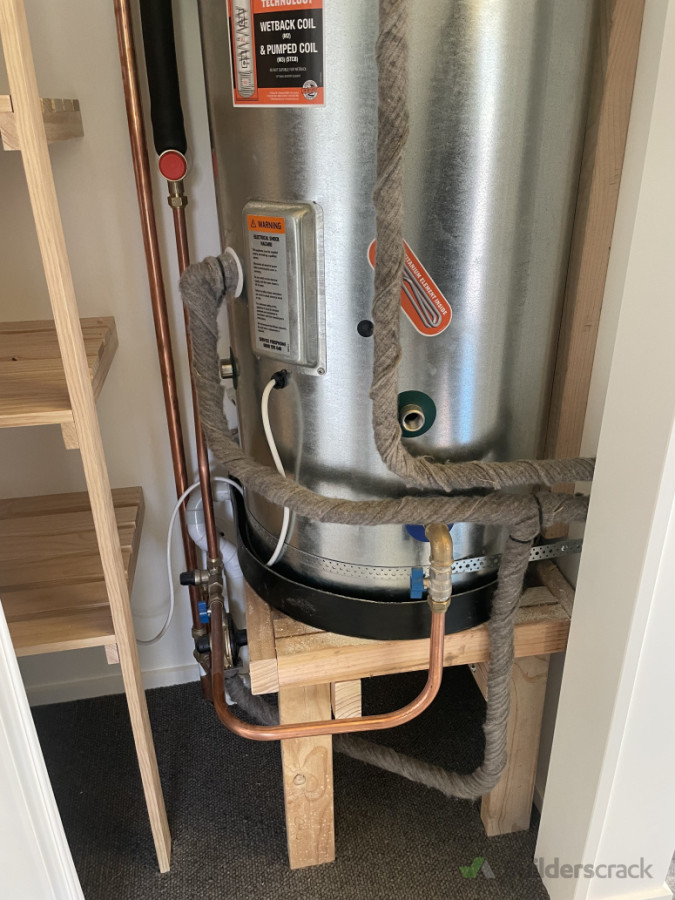 Mains pressure Hot water cylinder with a Wetback