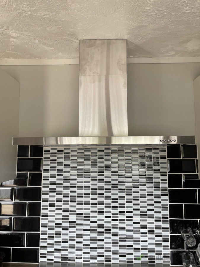 Brand new rangehood replacement  for existing kitchen