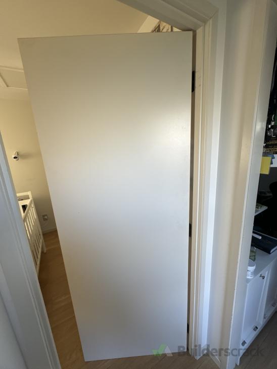 Bedroom door (# 938028) | Builderscrack