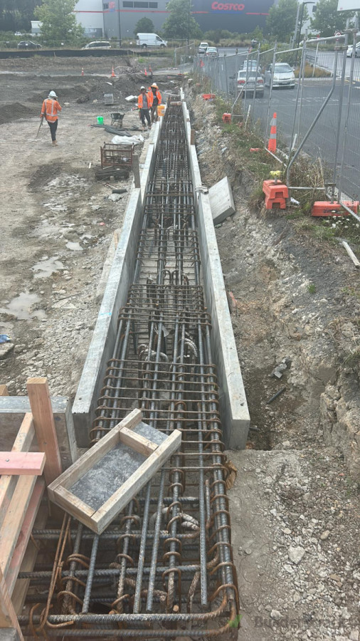 Latham  Project at West Gate. ( Install formwork ready to pour )