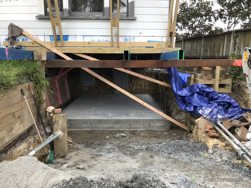 House propped up for blockwork