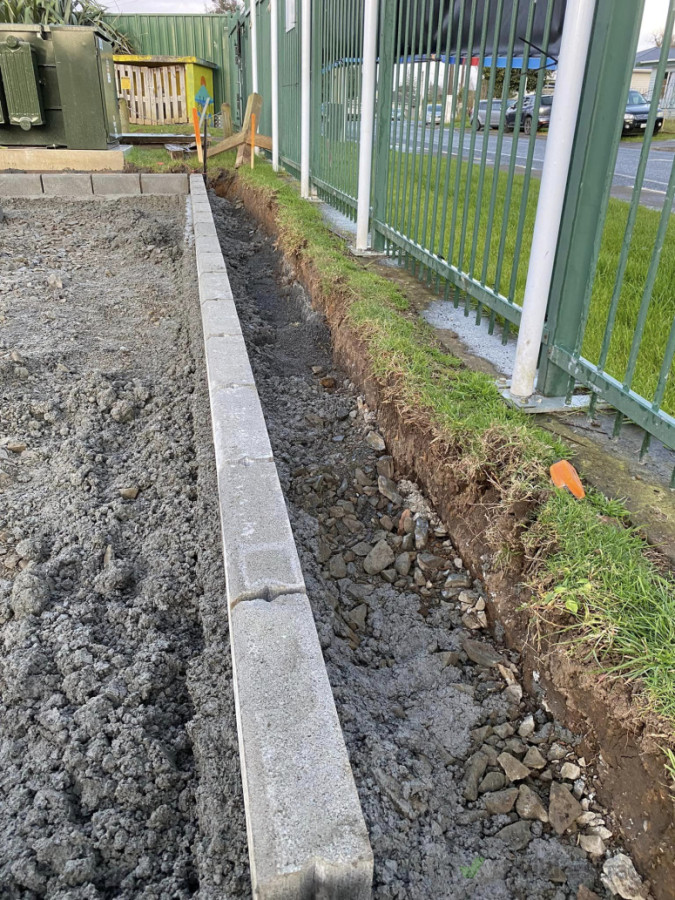 concrete & fencing