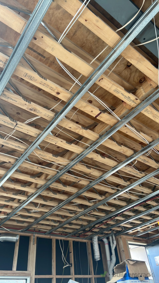 Fast and efficient  metal rondo ceiling installation