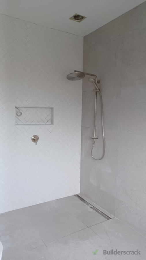 Herring born Wall & 600X1200 Tile