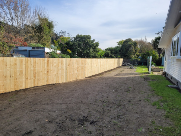 1.8m high fencing