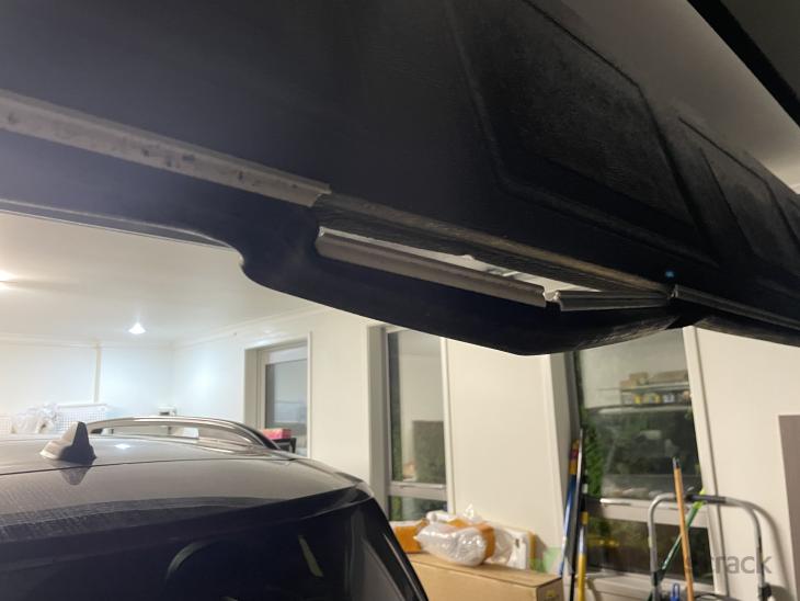 Garage Door Bottom Rubber Seal Repair in Oteha, Auckland ( 942572