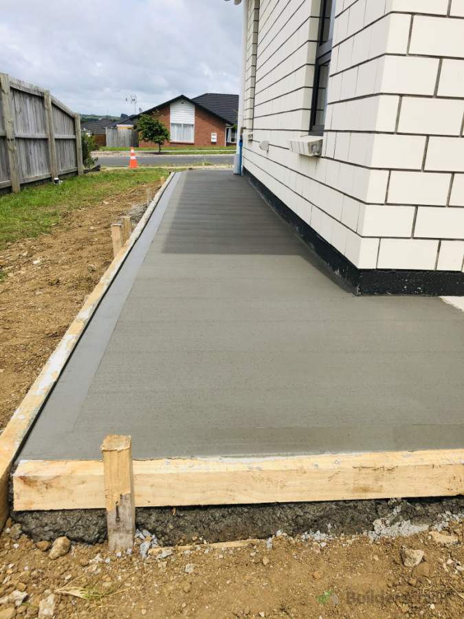 side walk way in pokeno .