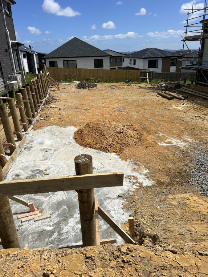 10 M long Retaining Wall being constructed at Flat Bush