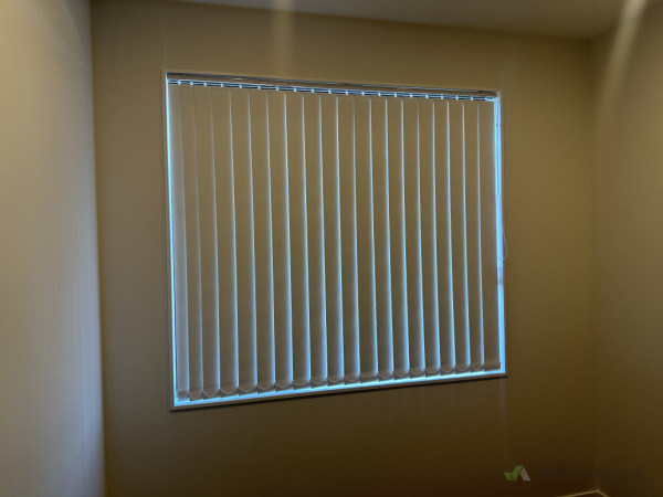 Vertical blinds