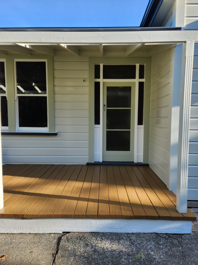 Entrance off the deck into the home