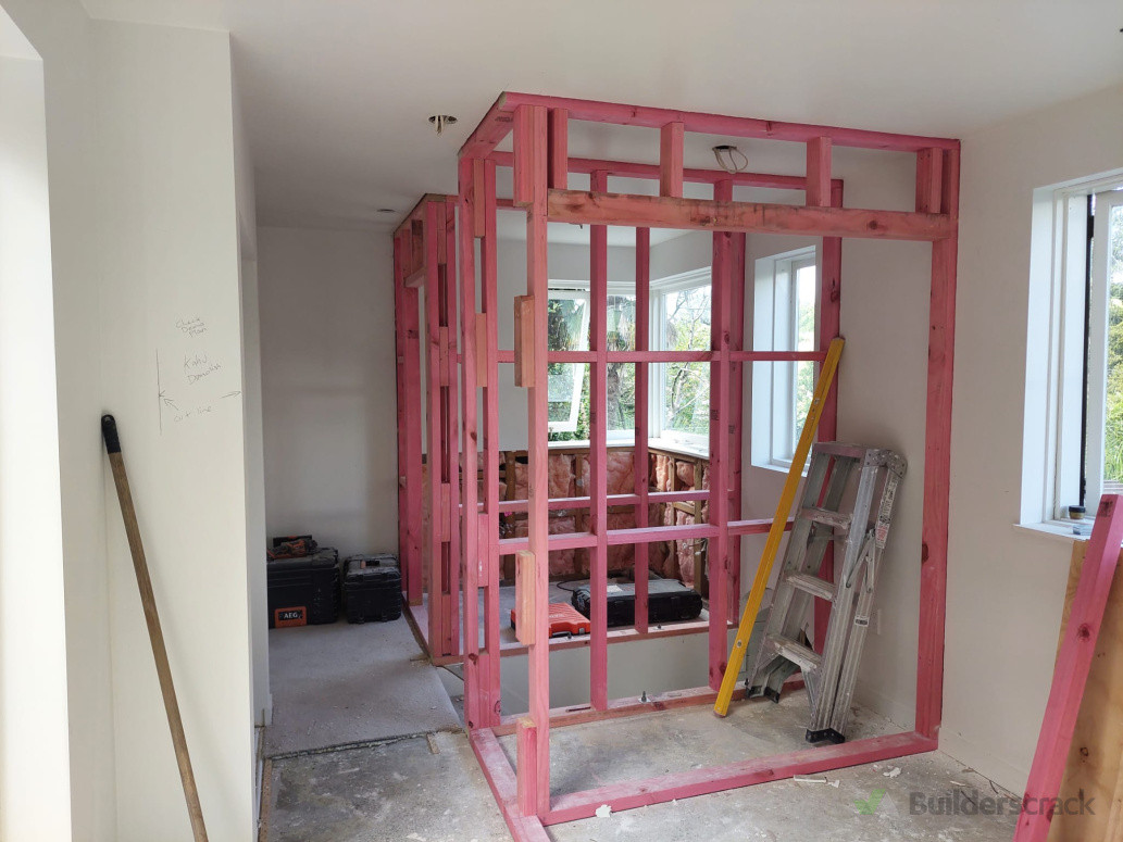 Waredrobe frmed out and onsuite