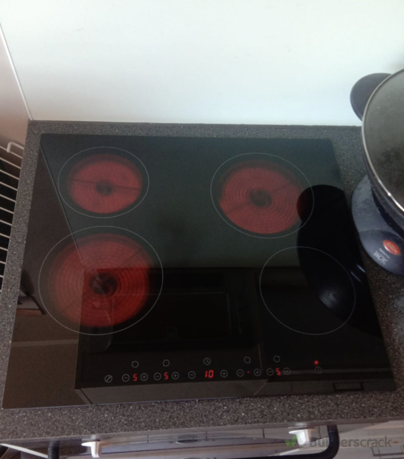 Ceramic hob installation