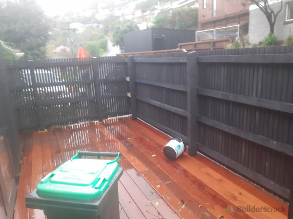 kKwila deck with enclosure