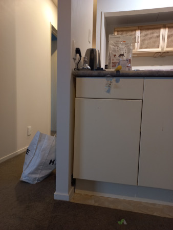 kitchen before3