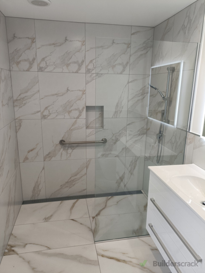 Simple shower screen install