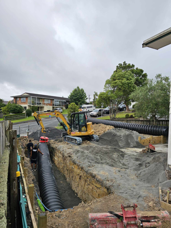 Stormwater tank installation