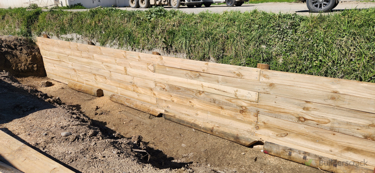 Retaining wall buy creek