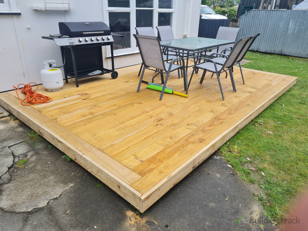 Simple pine deck | Builderscrack