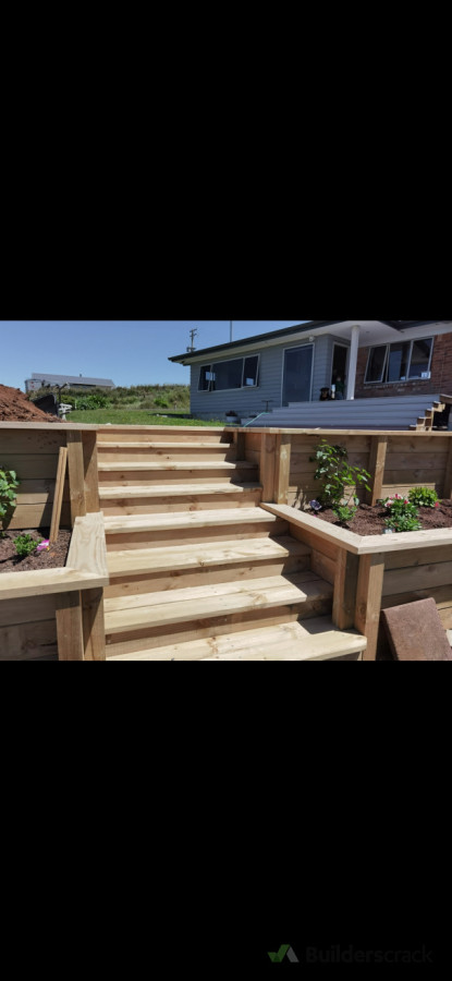 Retaining wall and steps