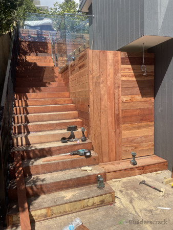 Full deck and stairs, 3 story house on Waiheke It