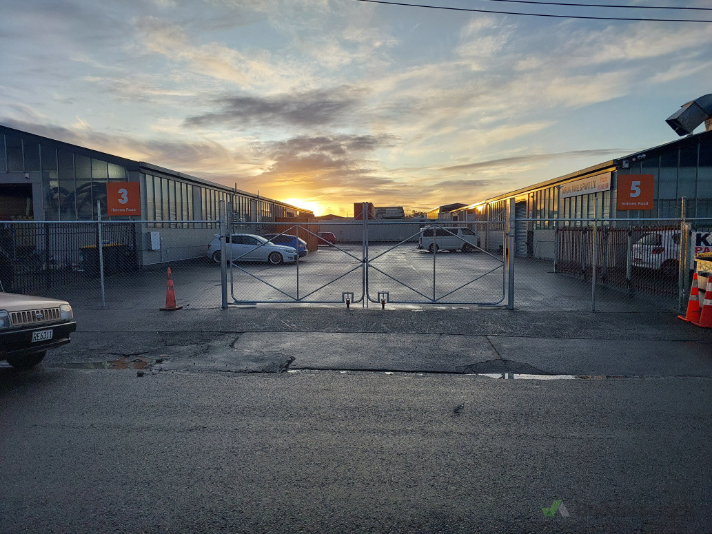 Custom telescopic gates to suite the grade of the ground.