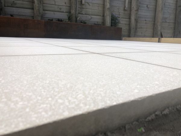 Honed concrete pavers