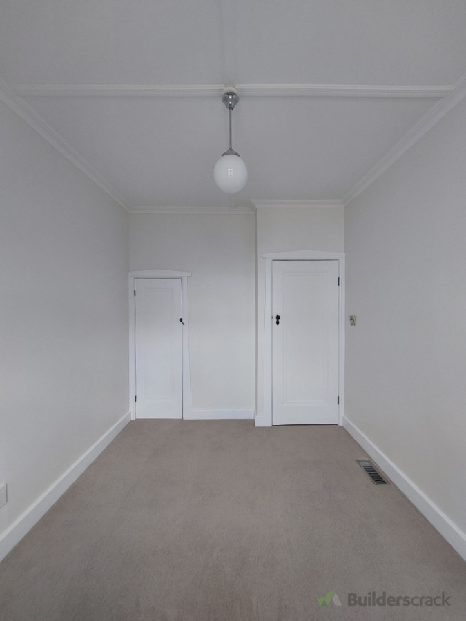 Here is the final result after plastering and then painting the walls, doors and trims.