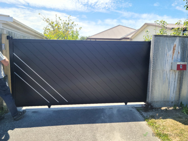 Automatic sliding gate supplied and installed