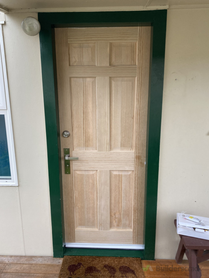 New entry door installed